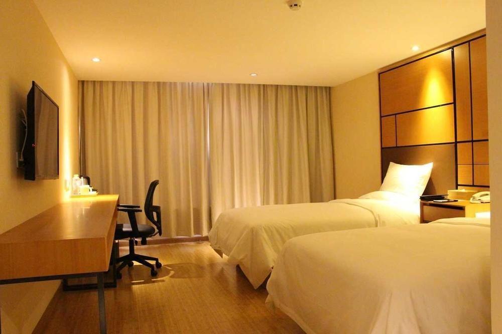 All Season Kunming Zhengyifang Pedestrian Street Hotel Экстерьер фото