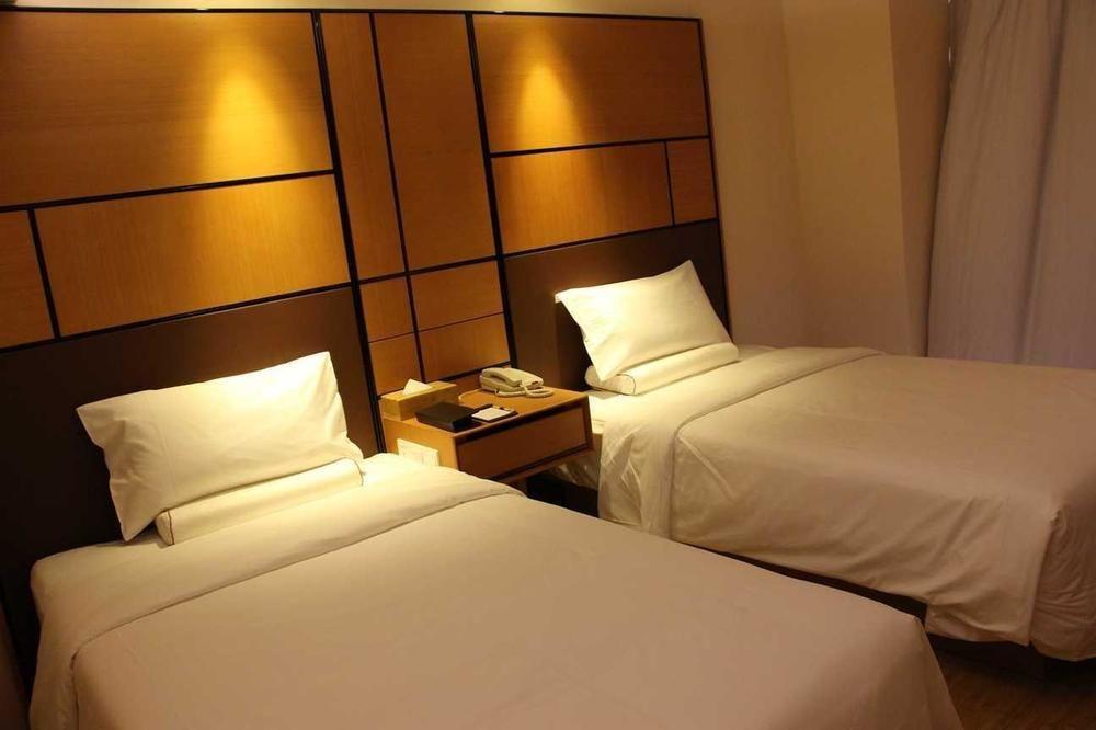 All Season Kunming Zhengyifang Pedestrian Street Hotel Экстерьер фото